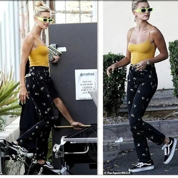 REFORMATION Stevie Ultra High Rise Sz 24 Floral Monterey Embroidery Washed Black - Picture 2 of 7